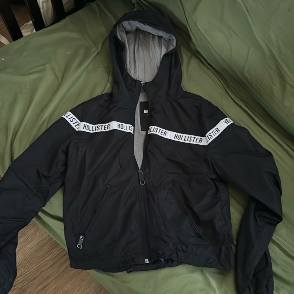 Hollister windbreaker jacket